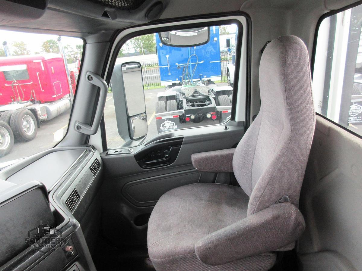 Used 2021 INTERNATIONAL LT