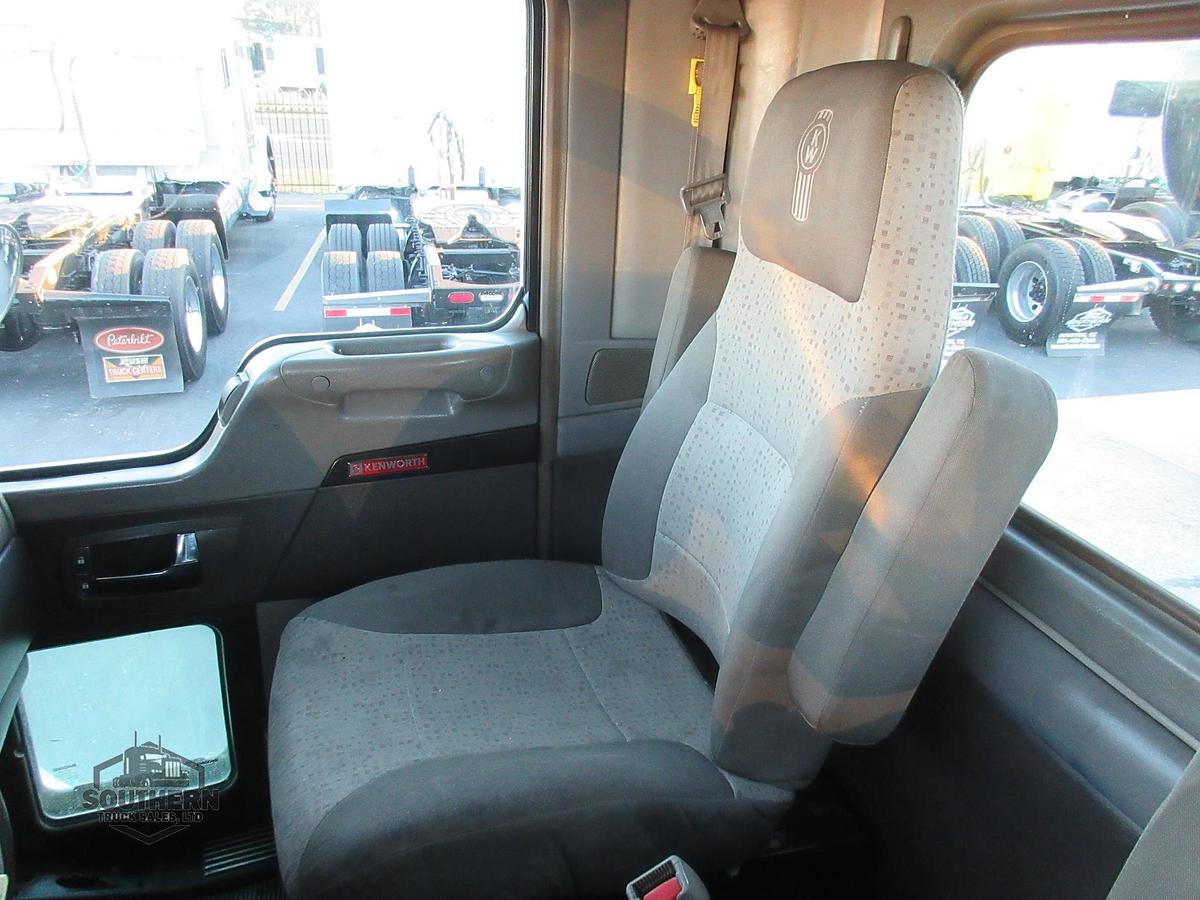 Used 2013 KENWORTH T440