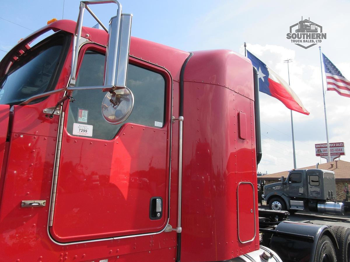 Used 2014 KENWORTH T800