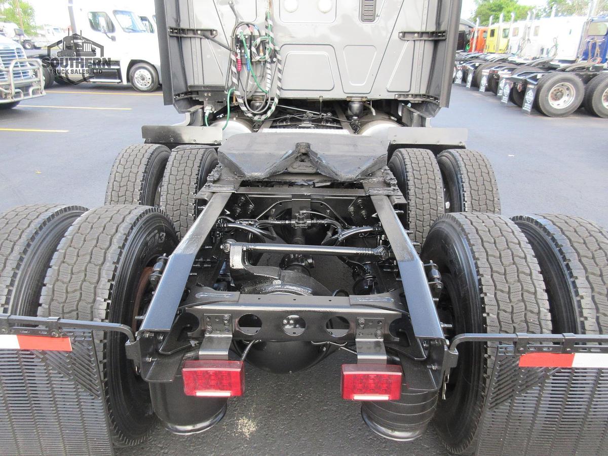 Used 2021 INTERNATIONAL LT