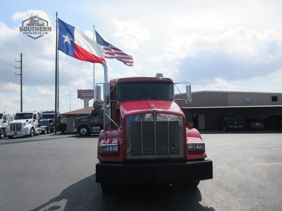 Used 2014 KENWORTH T800