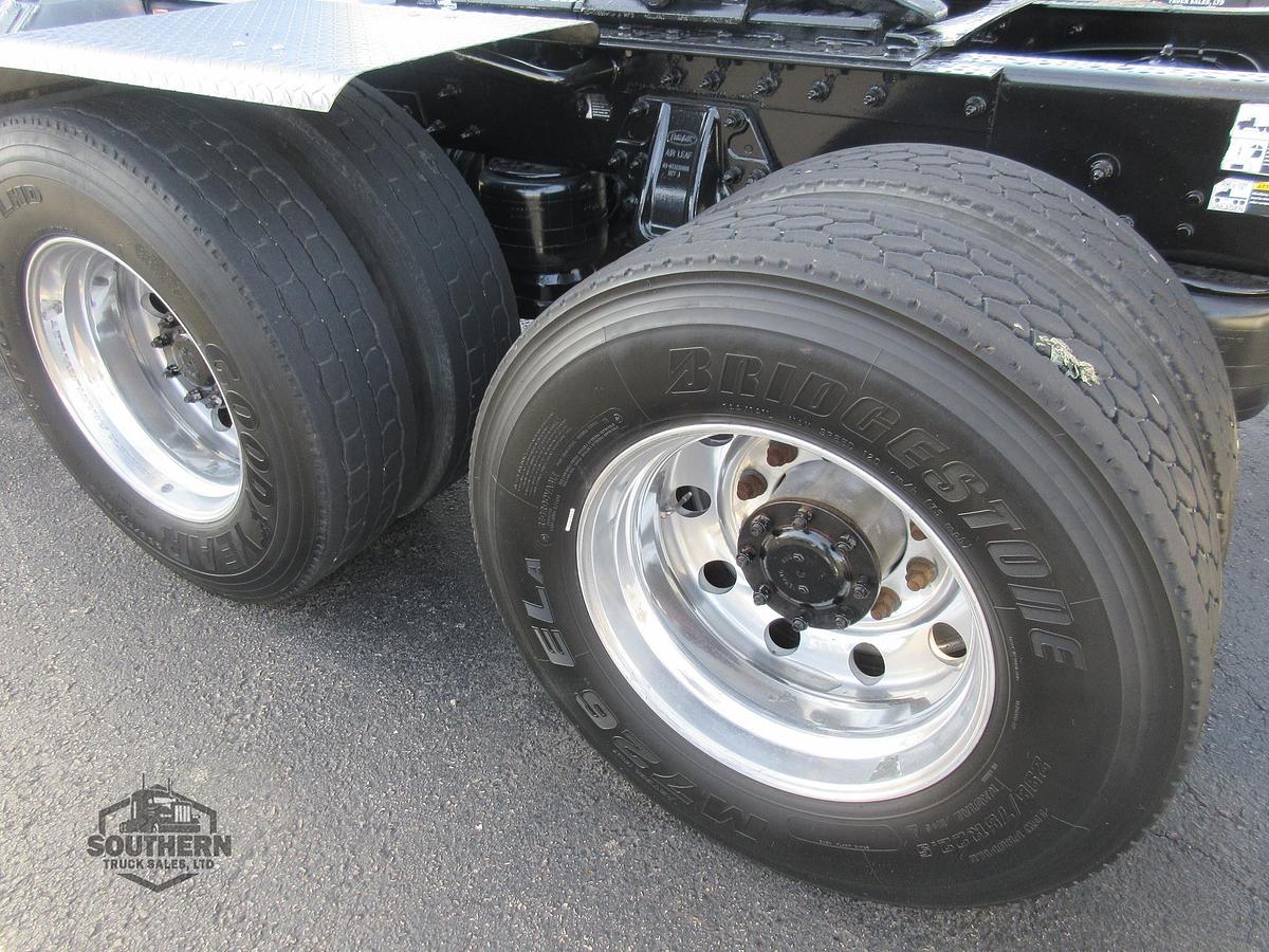 Used 2019 PETERBILT 389