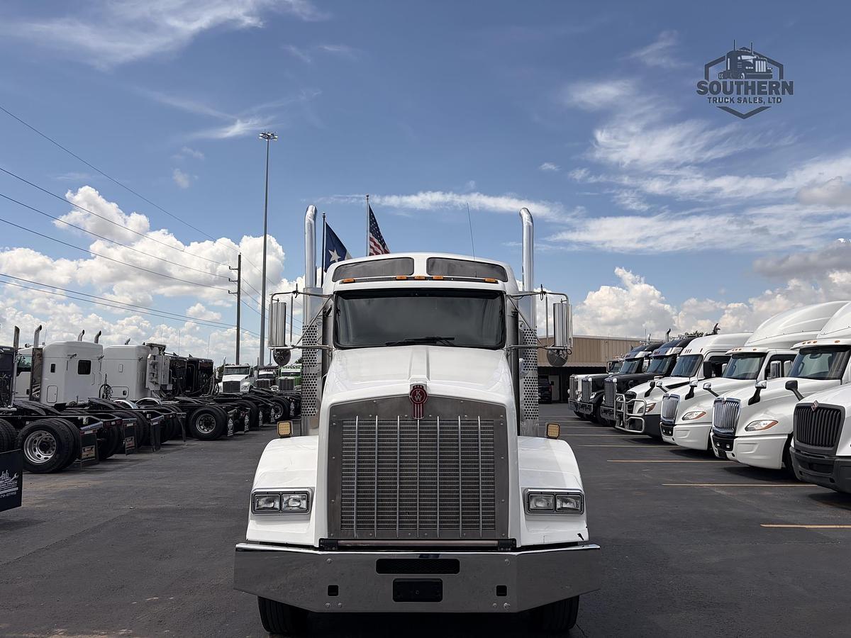 Used 2019 KENWORTH T800