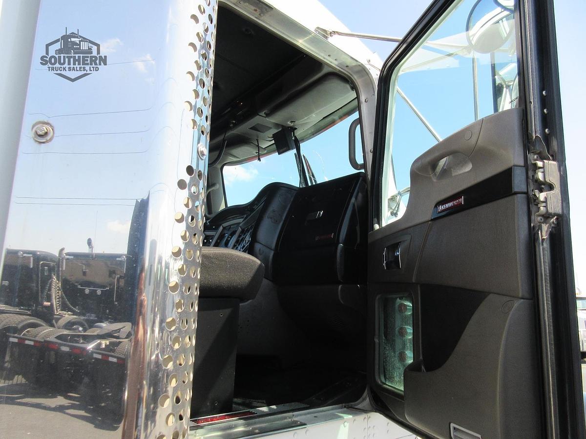 Used 2013 KENWORTH W900L