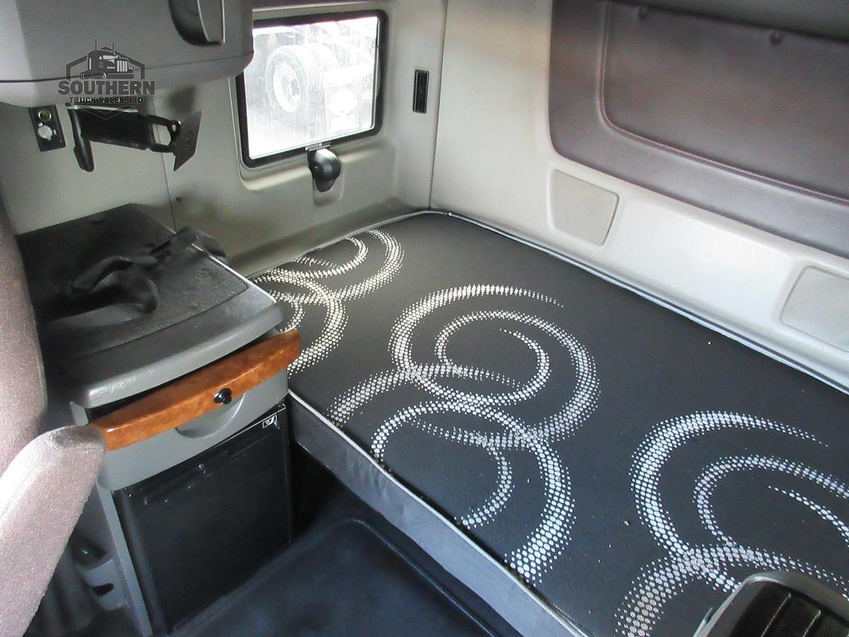 Used 2021 INTERNATIONAL LT