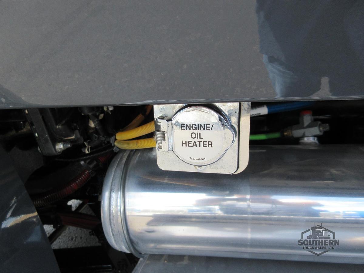 Used 2025 PETERBILT 567