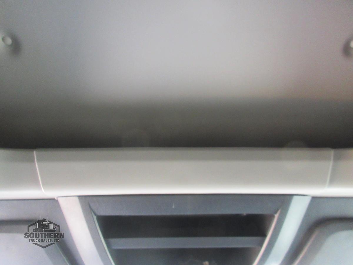 Used 2022 FREIGHTLINER CASCADIA 126