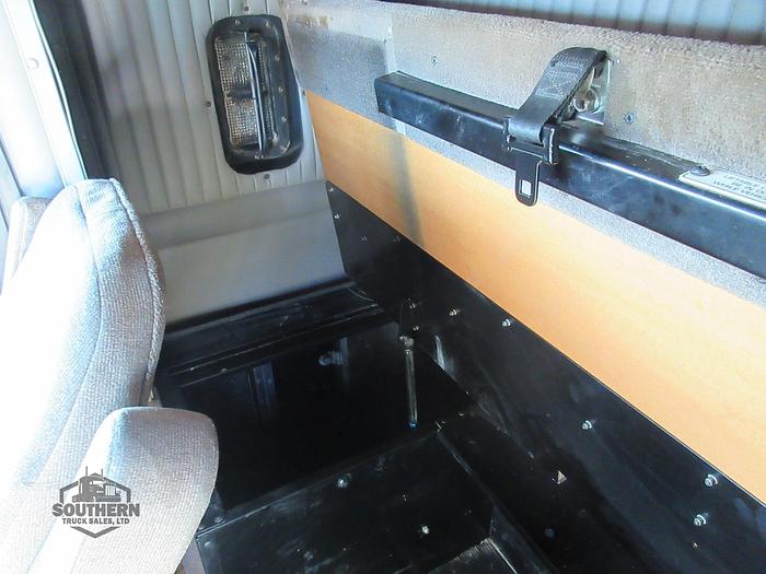 Used 2011 KENWORTH T800