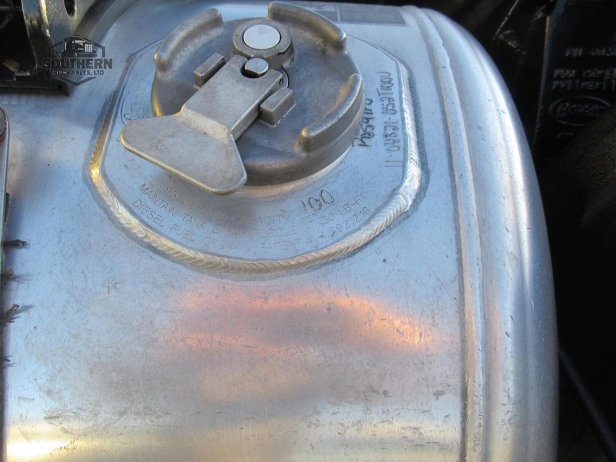 Used 2020 PETERBILT 567