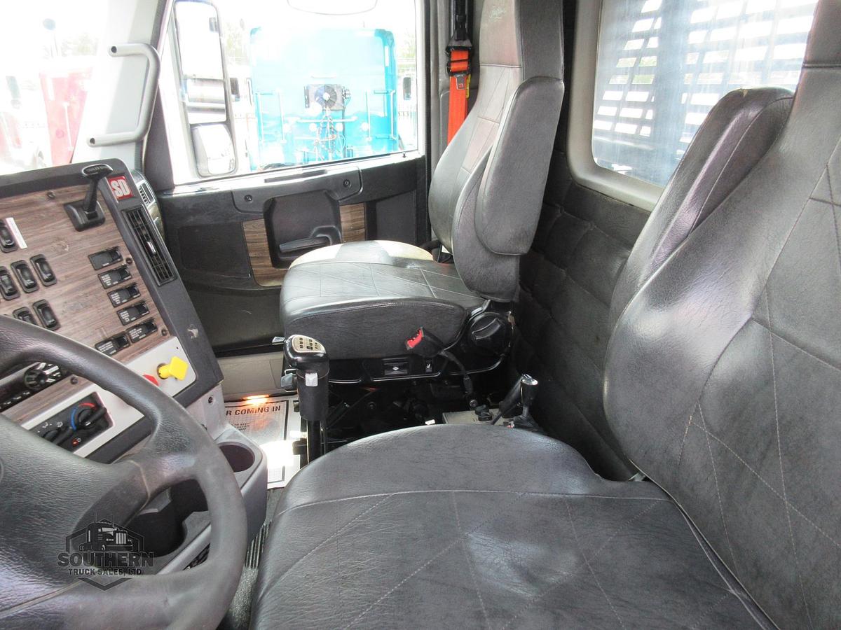 Used 2019 FREIGHTLINER CORONADO 122 SD