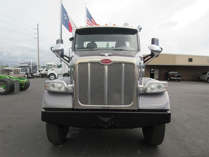 Used 2020 PETERBILT 567