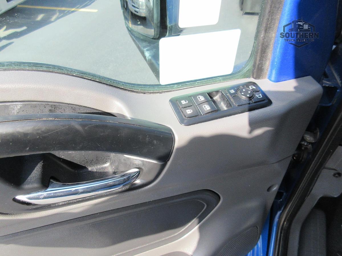 Used 2021 INTERNATIONAL LT