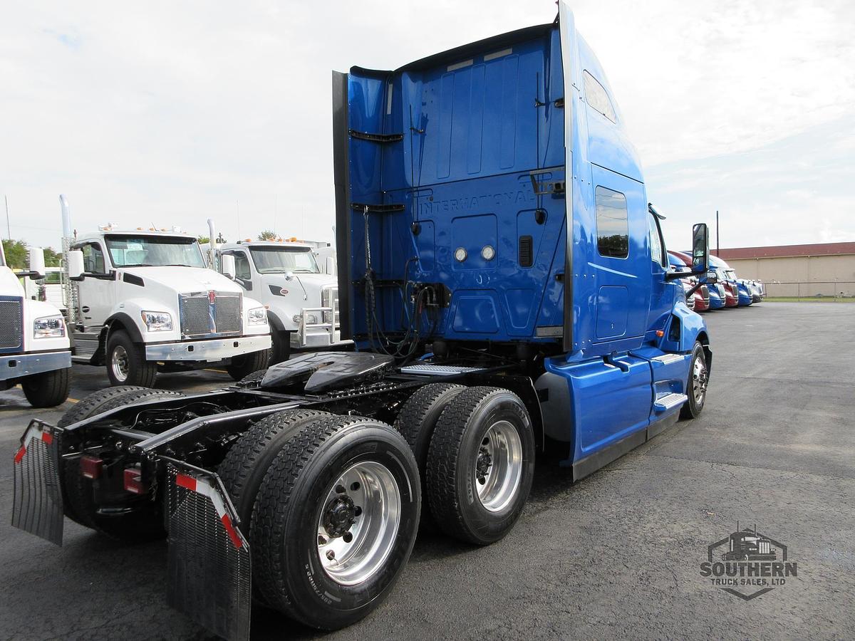 Used 2021 INTERNATIONAL LT