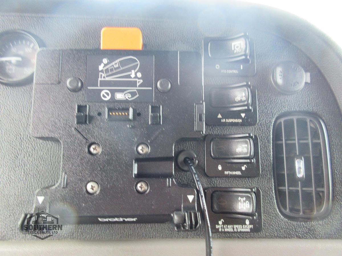 Used 2019 PETERBILT 389