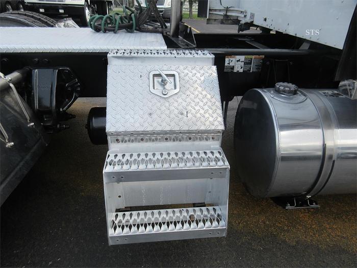 Used 2012 KENWORTH T660