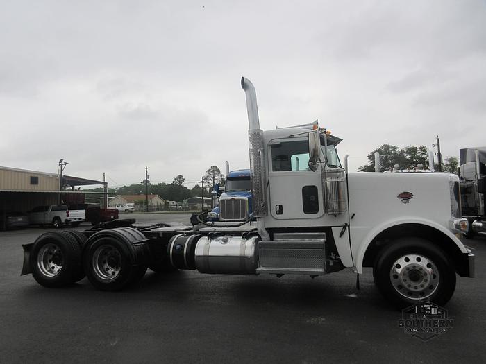 Used 2019 PETERBILT 389