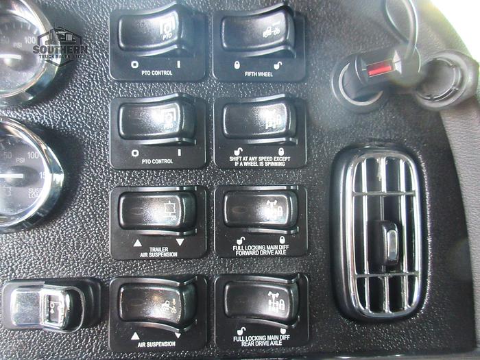 Used 2020 PETERBILT 389