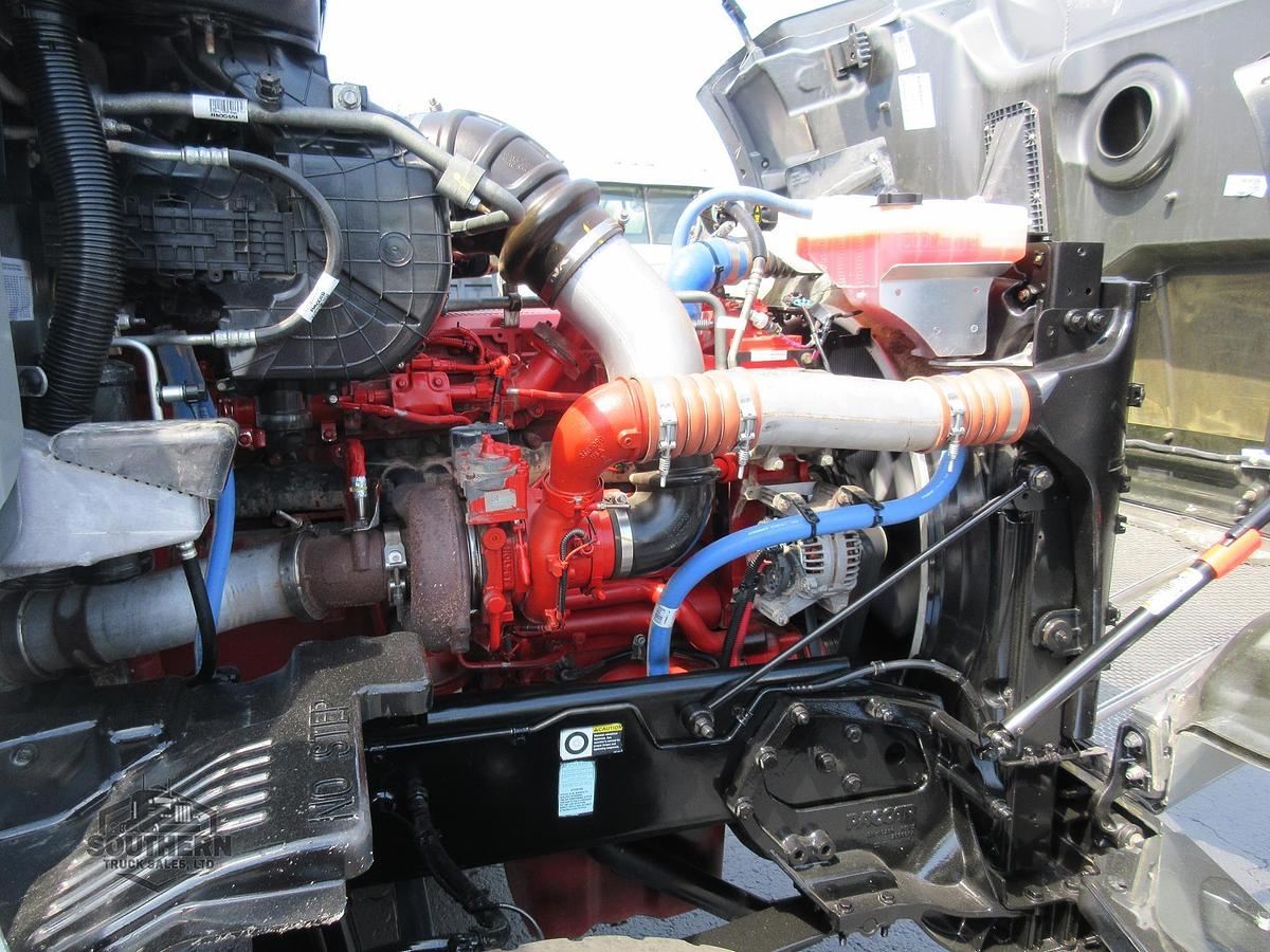 Used 2023 PETERBILT 567