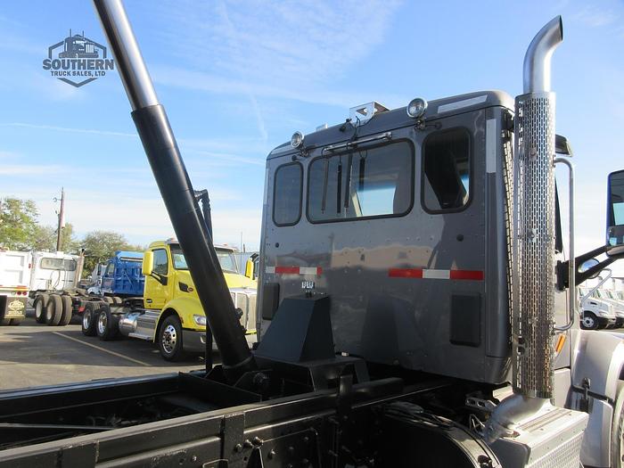 Used 2019 PETERBILT 567