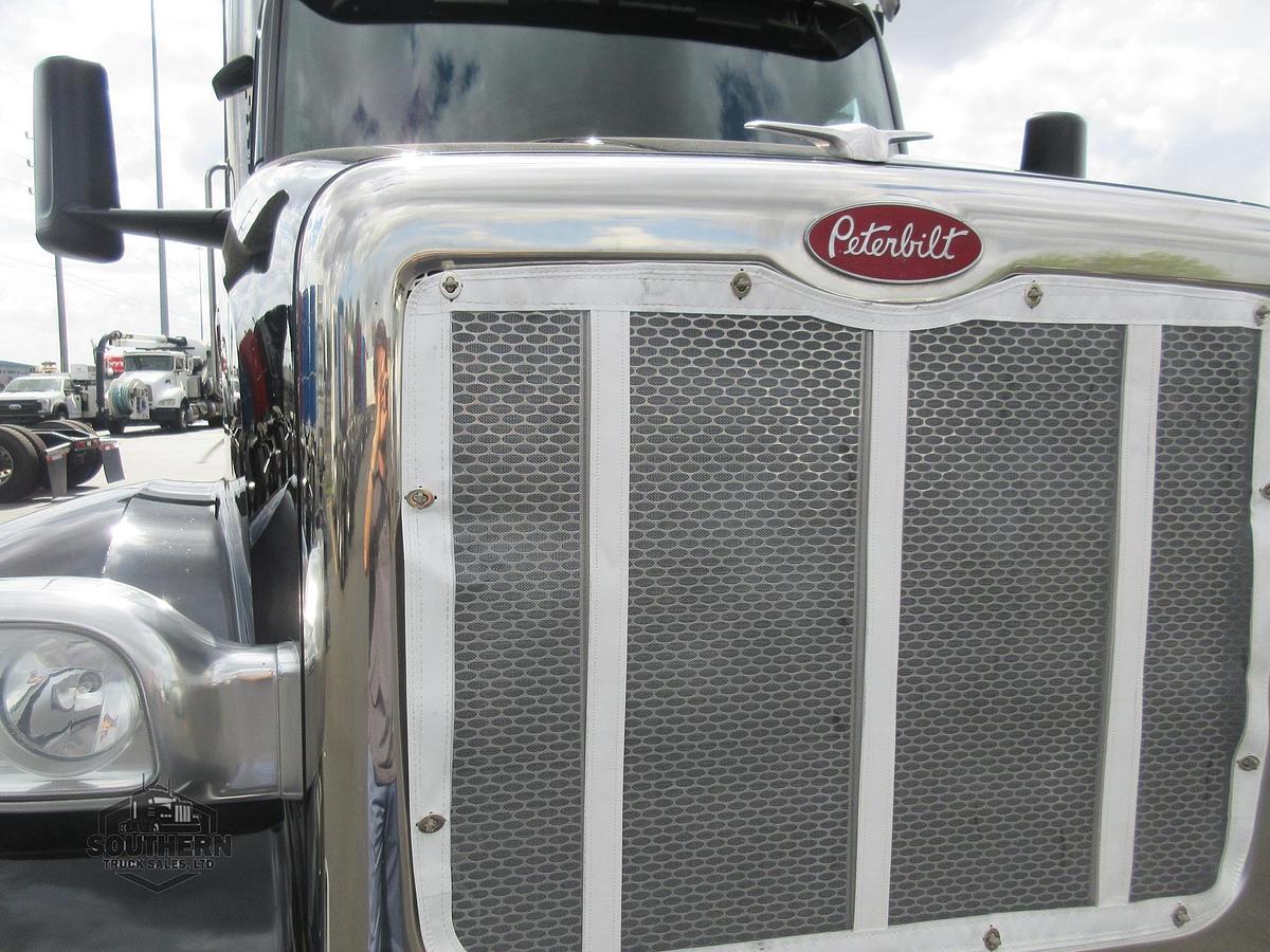 Used 2023 PETERBILT 567