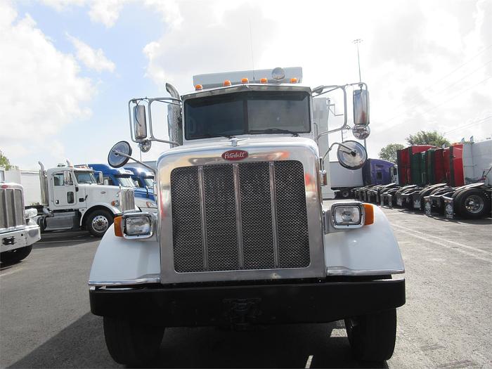Used 2015 PETERBILT 365