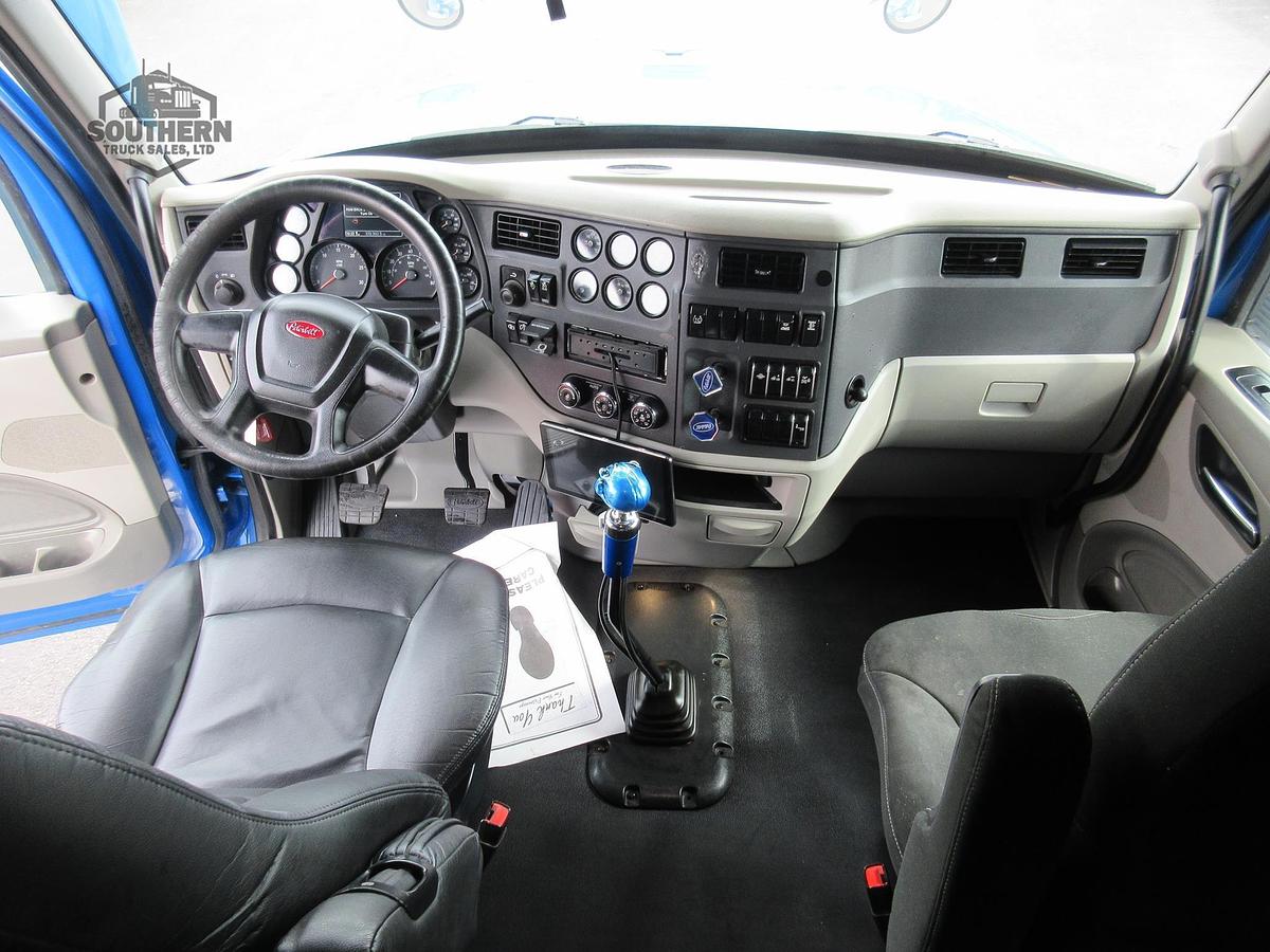 Used 2020 PETERBILT 567