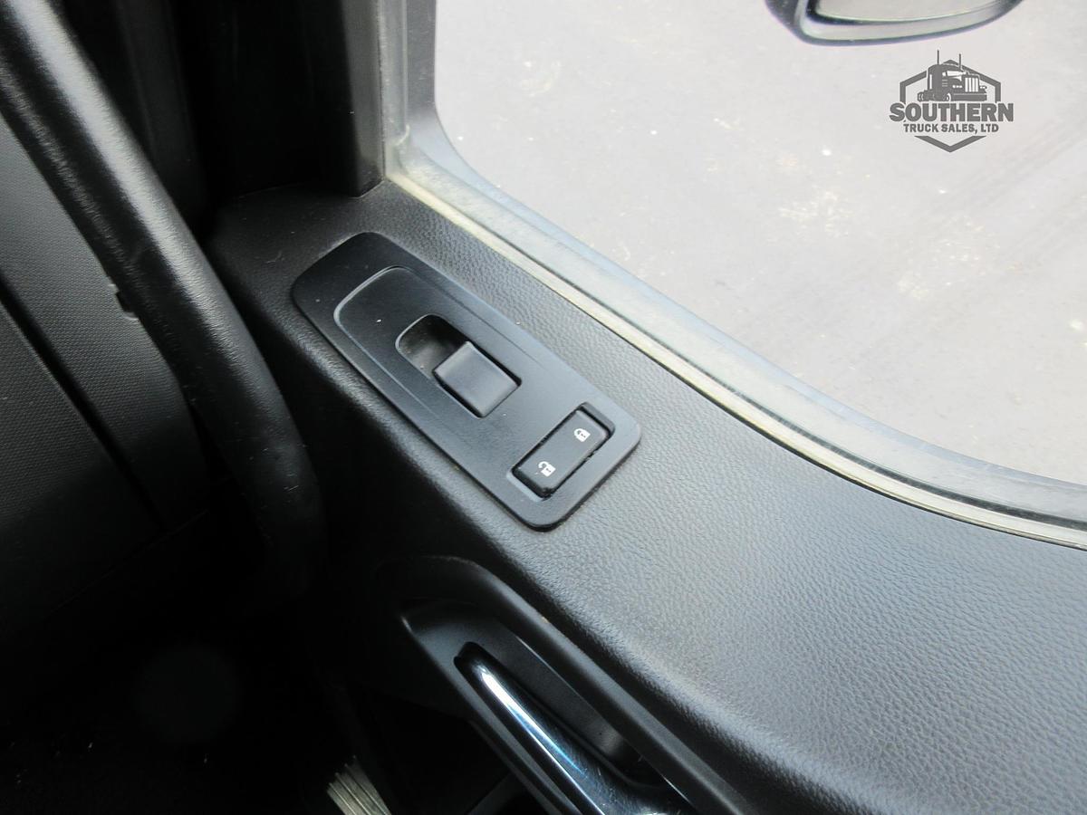Used 2023 KENWORTH T880