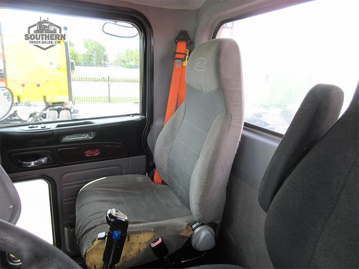 Used 2015 PETERBILT 365