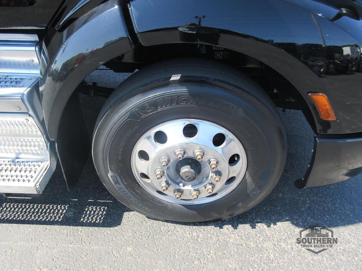 Used 2018 PETERBILT 579