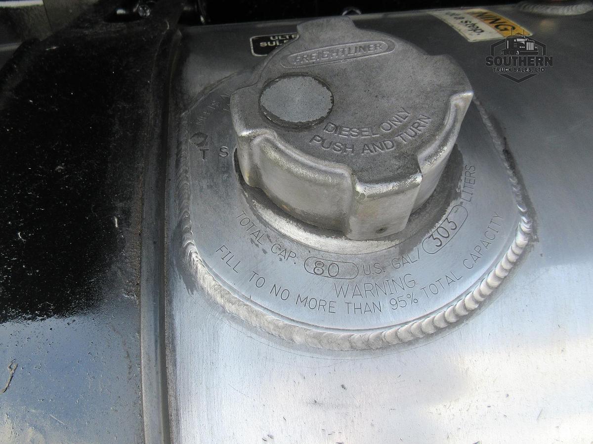 Used 2019 FREIGHTLINER CASCADIA 126