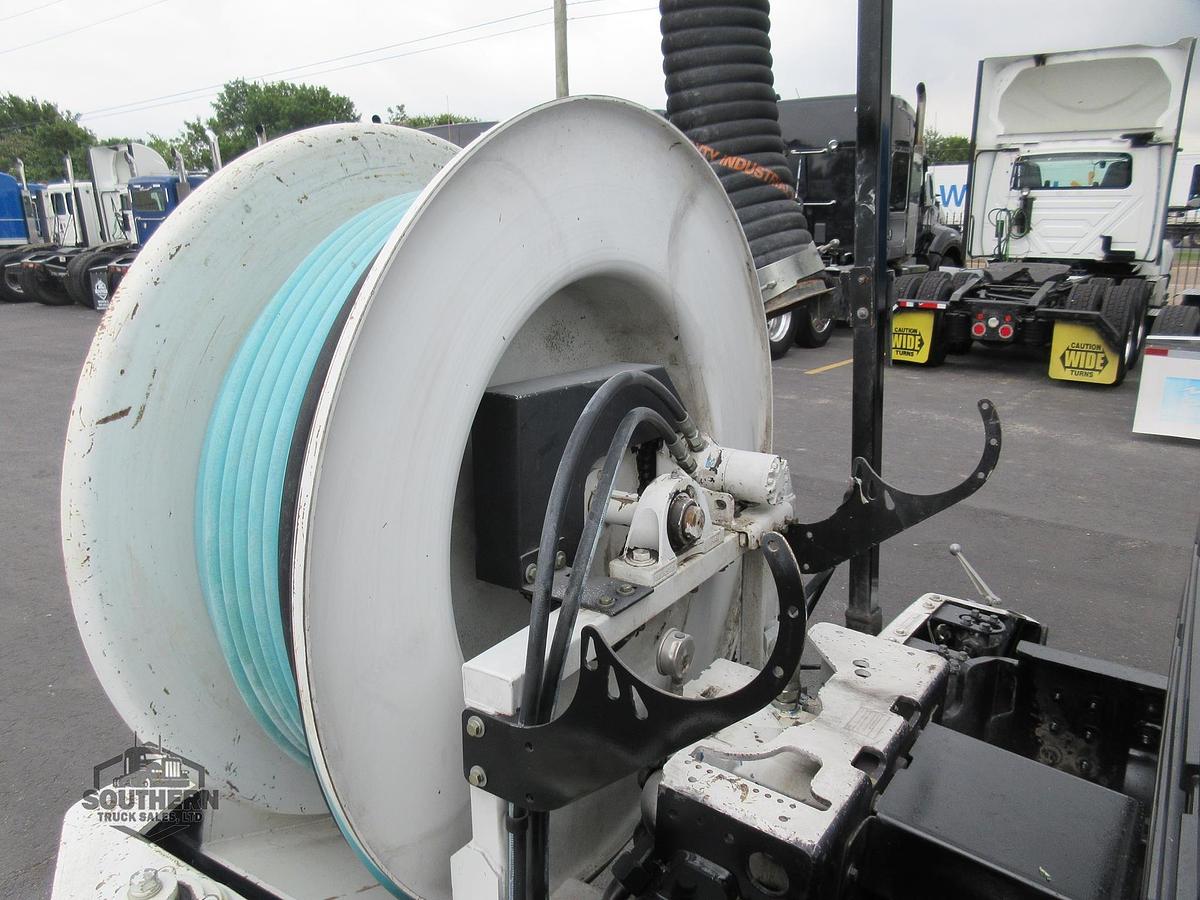 Used 2014 FREIGHTLINER 114SD