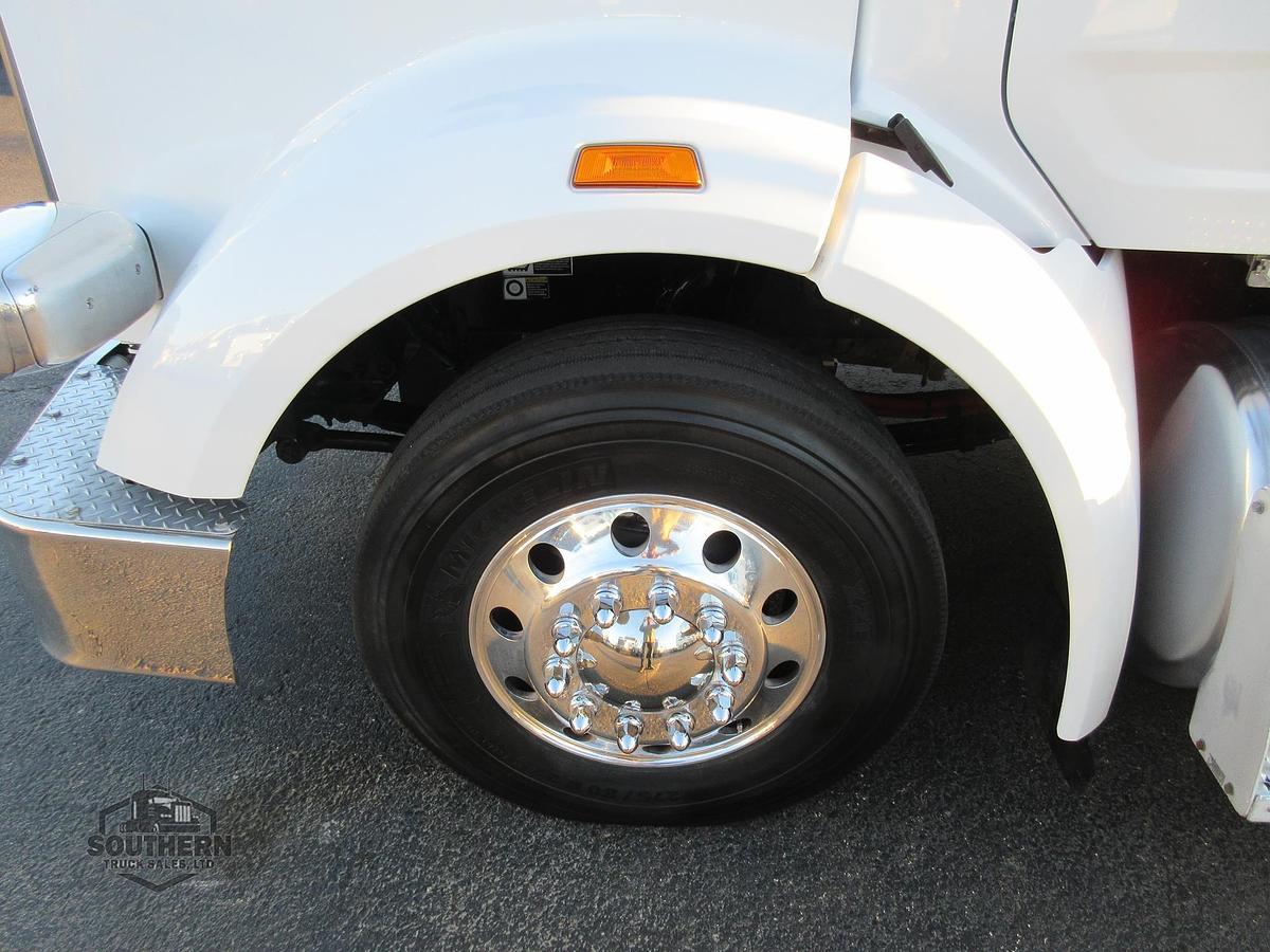 Used 2022 PETERBILT 567