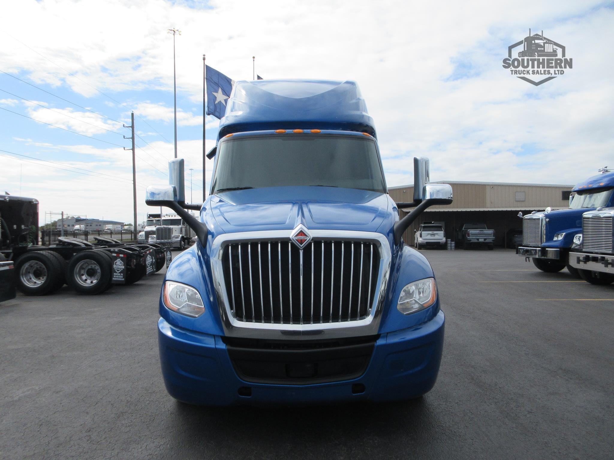 Used 2021 INTERNATIONAL LT