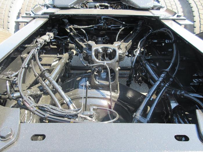 Used 2021 KENWORTH T880