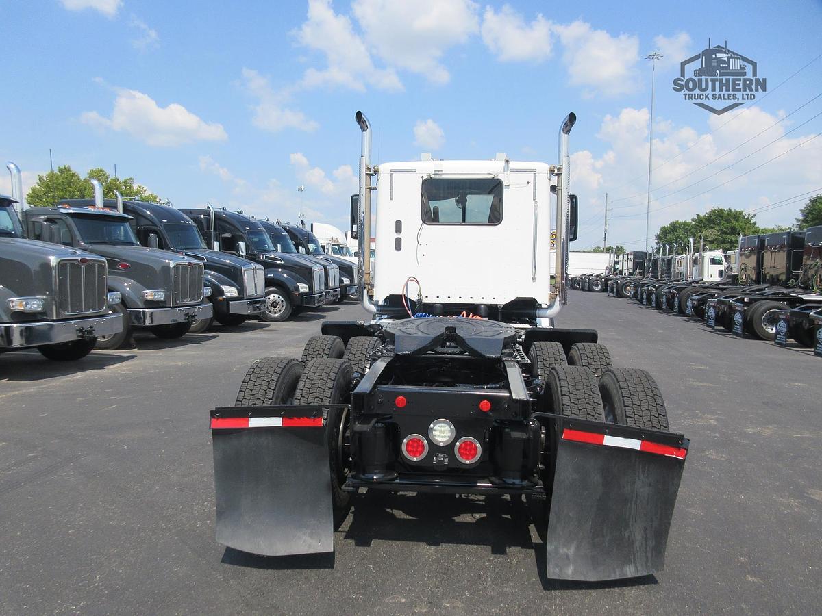 Used 2019 FREIGHTLINER CORONADO 122 SD