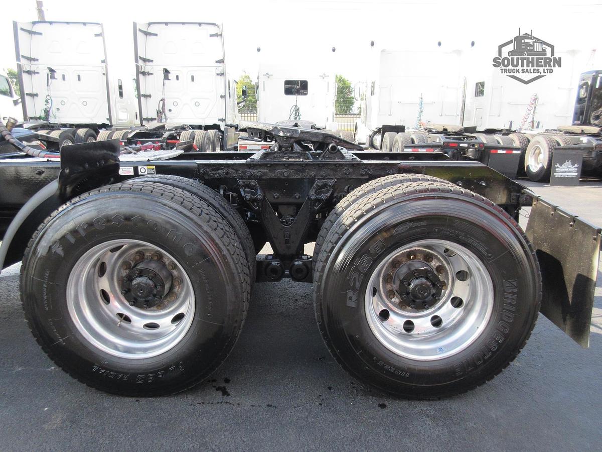 Used 2020 KENWORTH T880