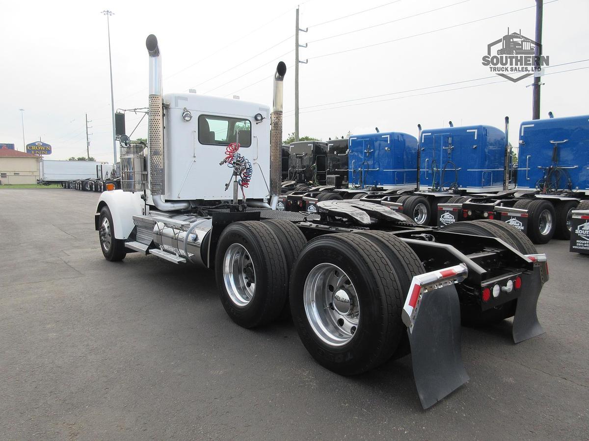 Used 2016 KENWORTH W900L