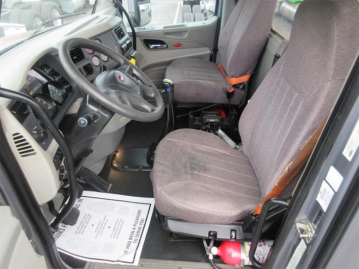 Used 2020 PETERBILT 567