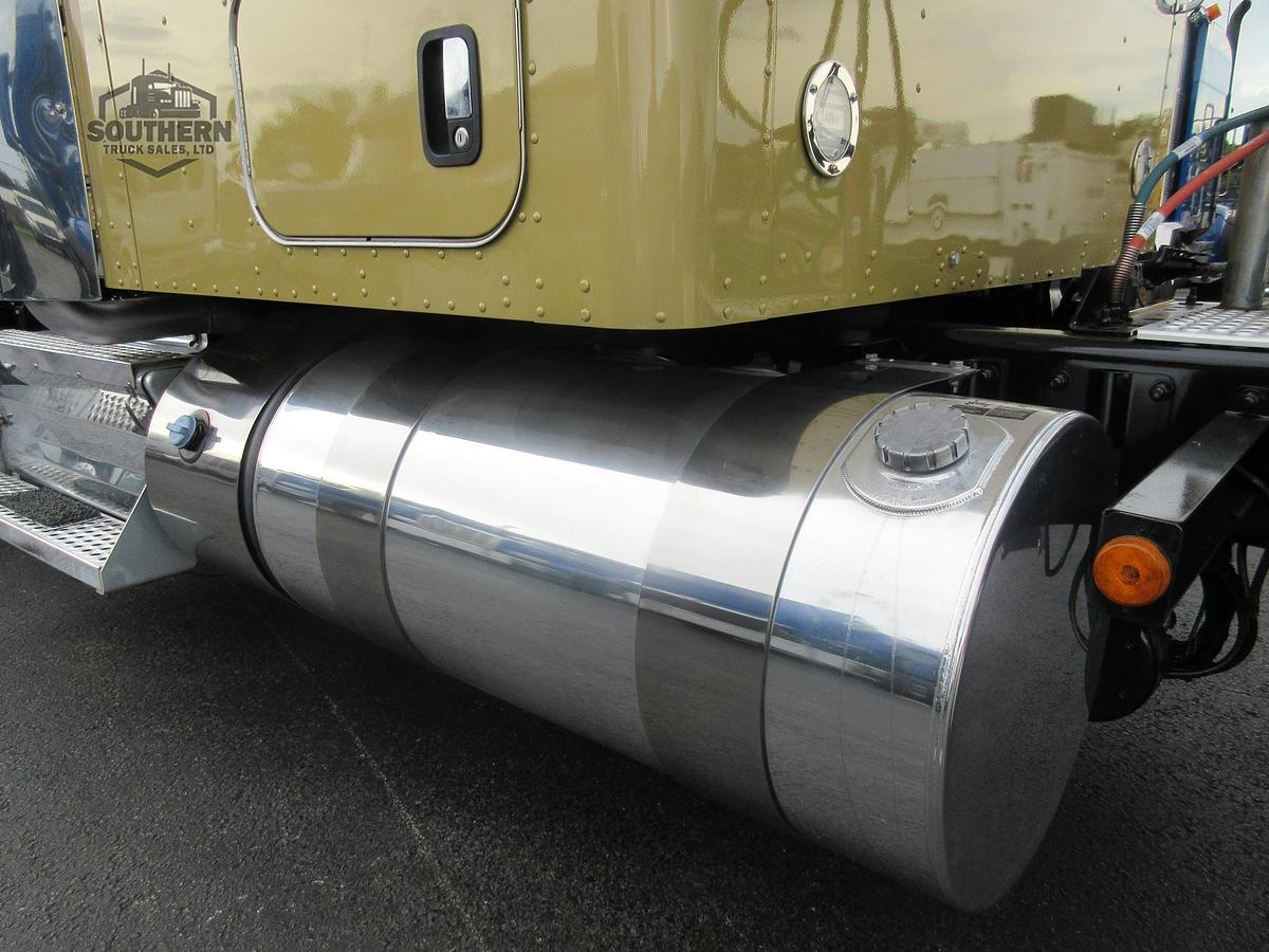 Used 2019 KENWORTH W900L