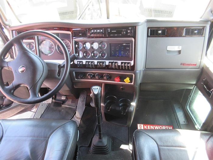 Used 2017 KENWORTH W900