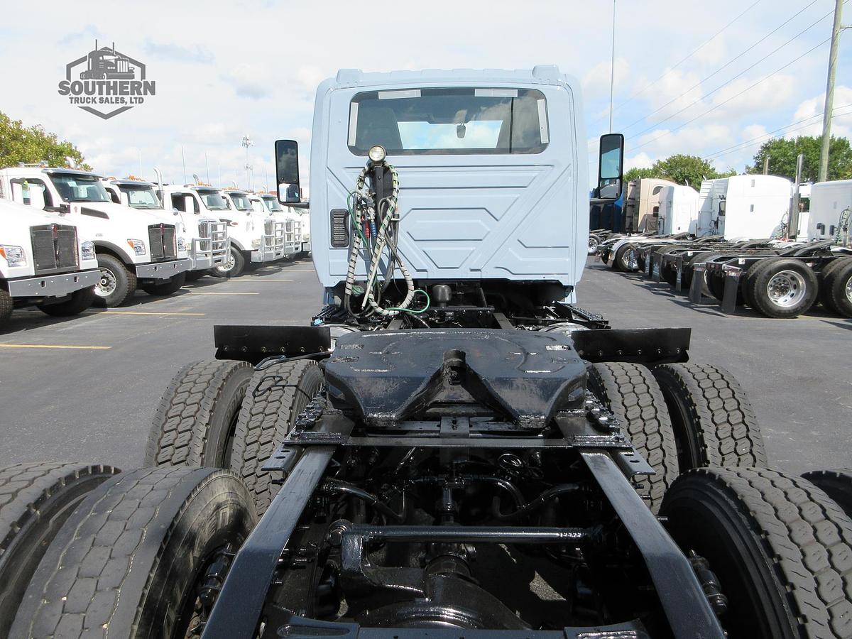 Used 2023 INTERNATIONAL LT
