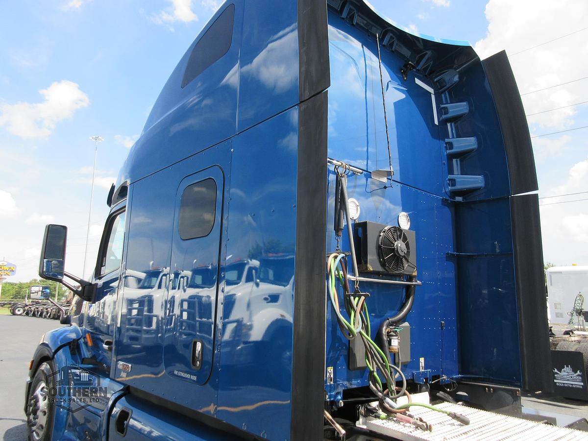 Used 2021 PETERBILT 579