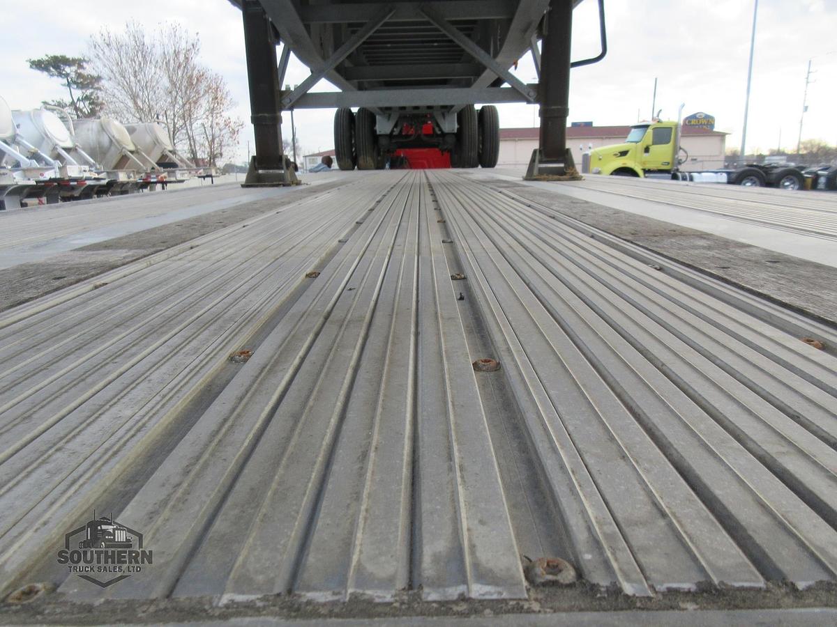 Used 2023 HYUNDAI 48 ft x 102 in