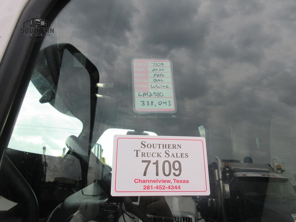 Used 2020 FREIGHTLINER CASCADIA 126