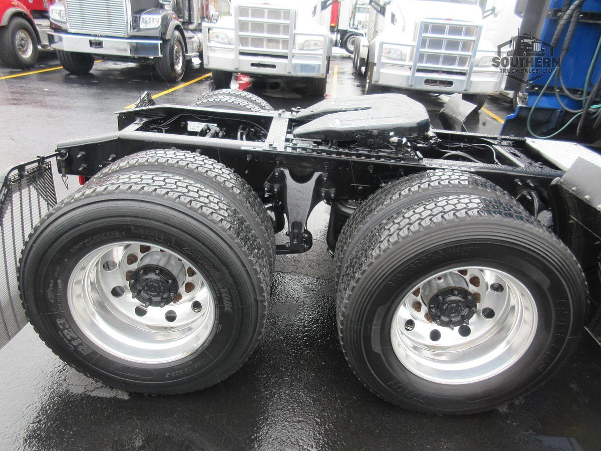 Used 2021 INTERNATIONAL LT