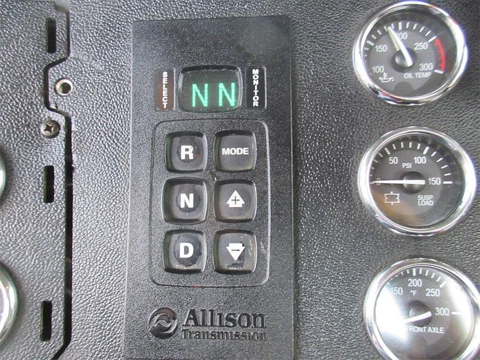 Used 2015 PETERBILT 389