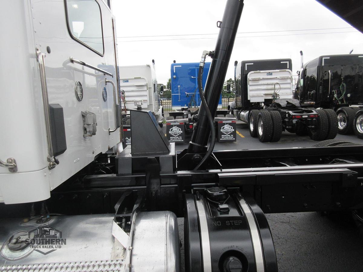 Used 2020 PETERBILT 579