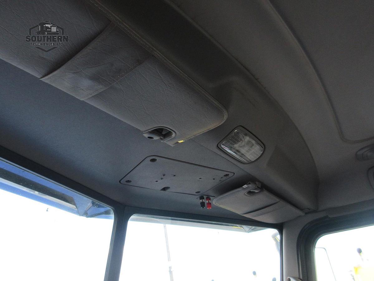 Used 2019 PETERBILT 389