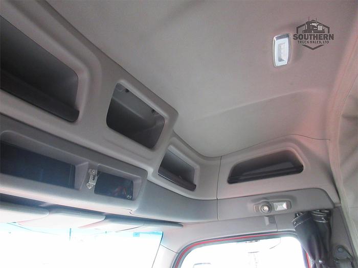 Used 2018 PETERBILT 579