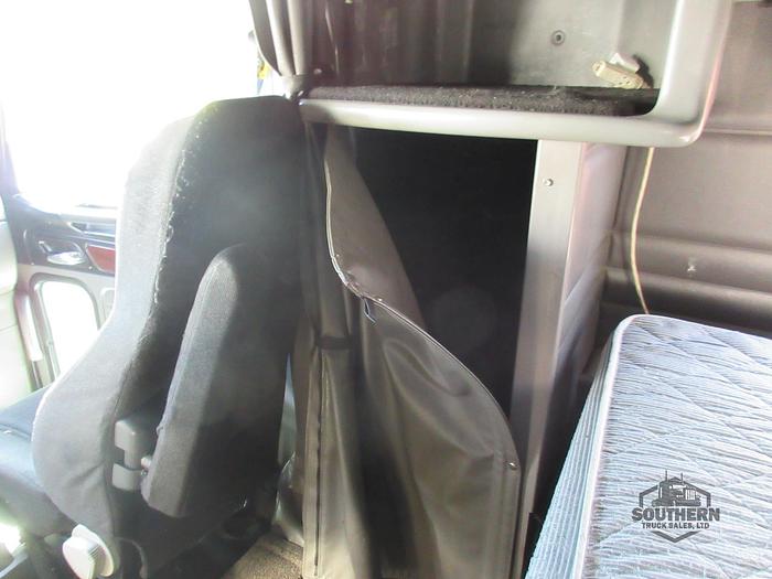 Used 2018 PETERBILT 389